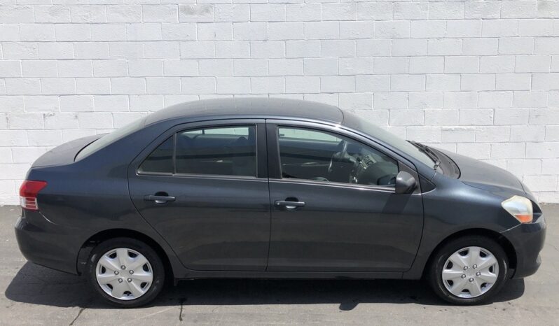 2009 Toyota Yaris S full