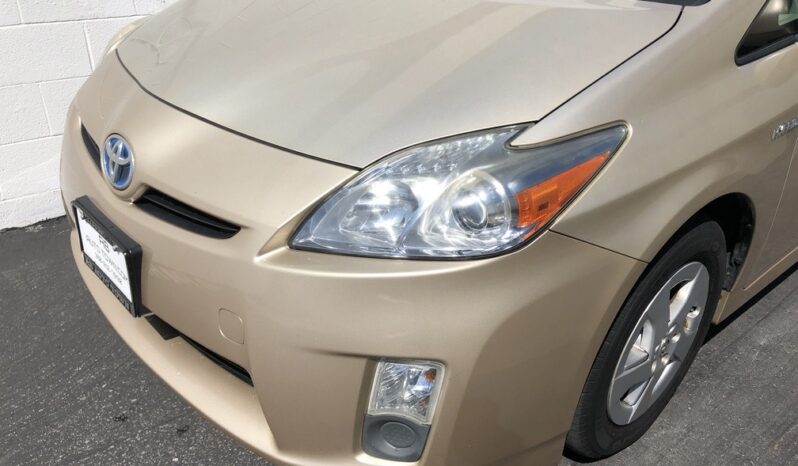 2010 Toyota Prius IV w/Solar Pkg full