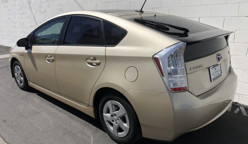 2010 Toyota Prius IV w/Solar Pkg full