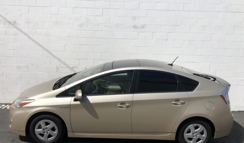 2010 Toyota Prius IV w/Solar Pkg full