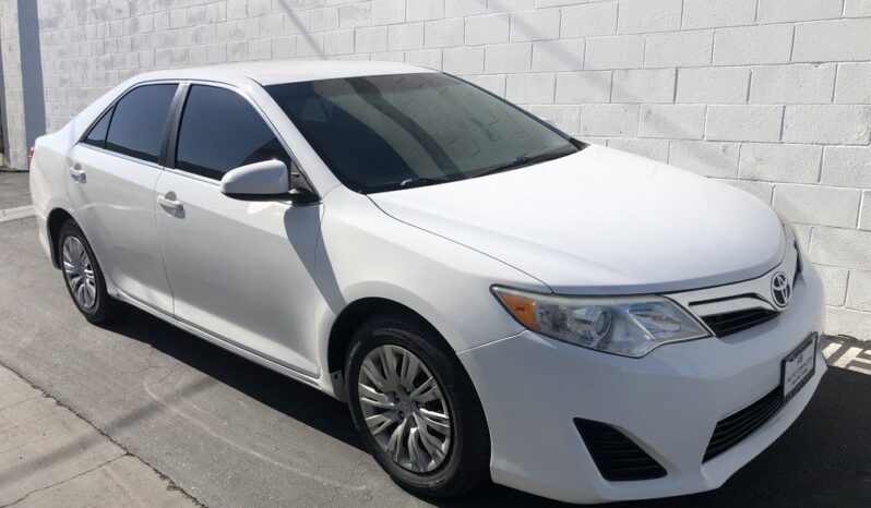 2013 Toyota Camry LE full