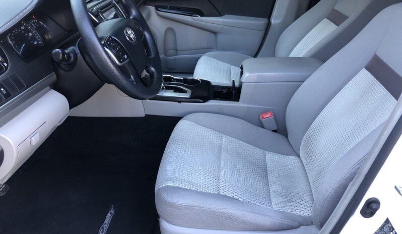 2013 Toyota Camry LE full