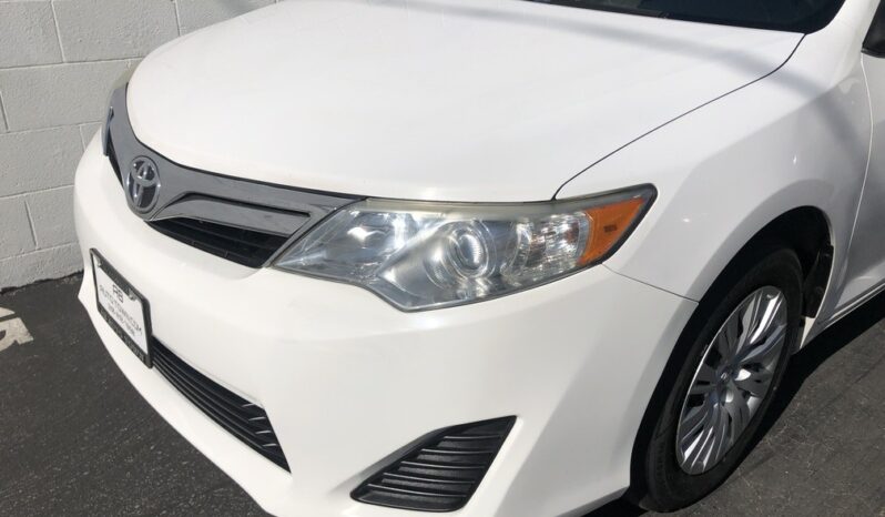 2013 Toyota Camry LE full