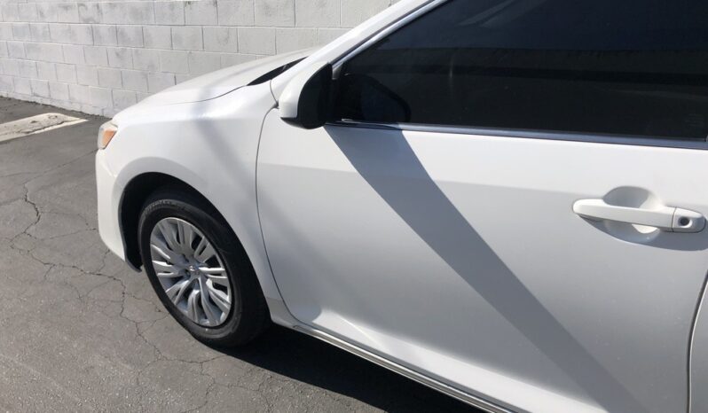 2013 Toyota Camry LE full