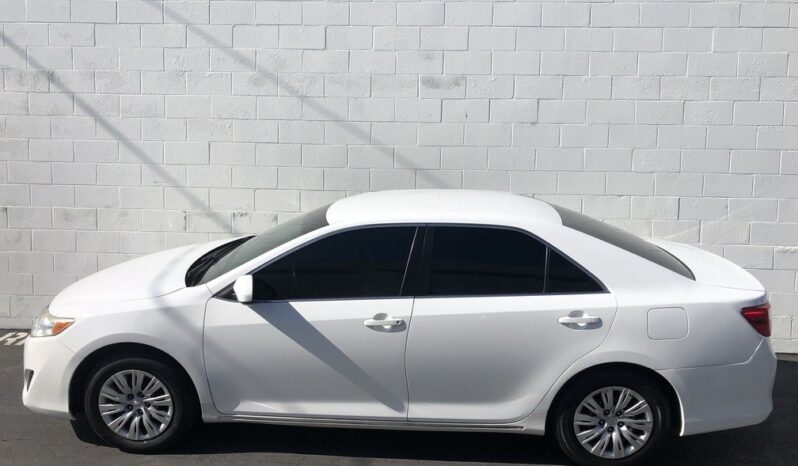 2013 Toyota Camry LE full