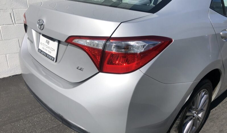 2014 Toyota Corolla LE full