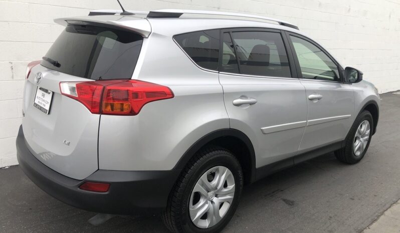 2014 Toyota RAV4 LE full