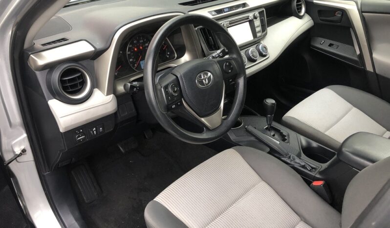 2014 Toyota RAV4 LE full