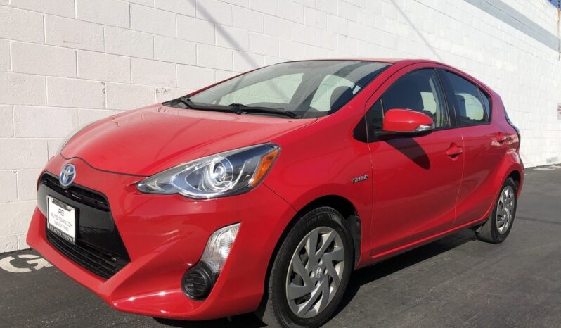 2015 Toyota Prius C Three full