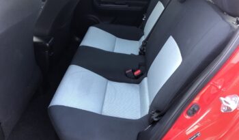 2015 Toyota Prius C Three full