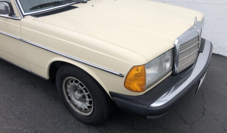 1983 Mercedes-Benz 300 CDT full