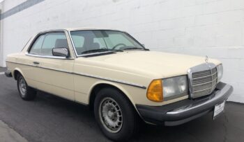 1983 Mercedes-Benz 300 CDT full