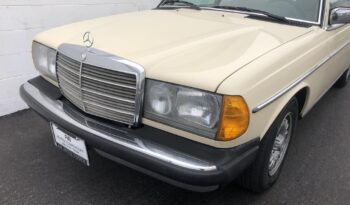 1983 Mercedes-Benz 300 CDT full