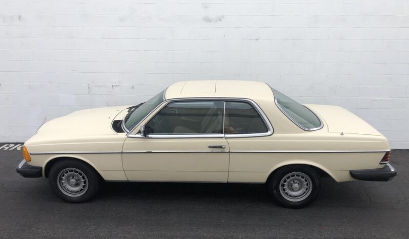 1983 Mercedes-Benz 300 CDT full