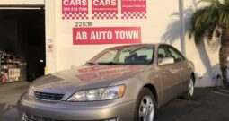 2000 Lexus ES 300 Base