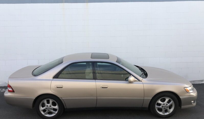 2000 Lexus ES 300 Base full