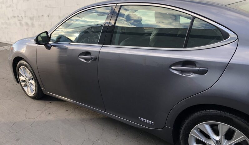 2013 Lexus ES 300H Base full