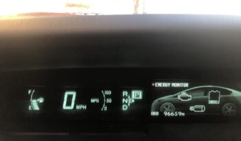 2015 Toyota Prius Two full