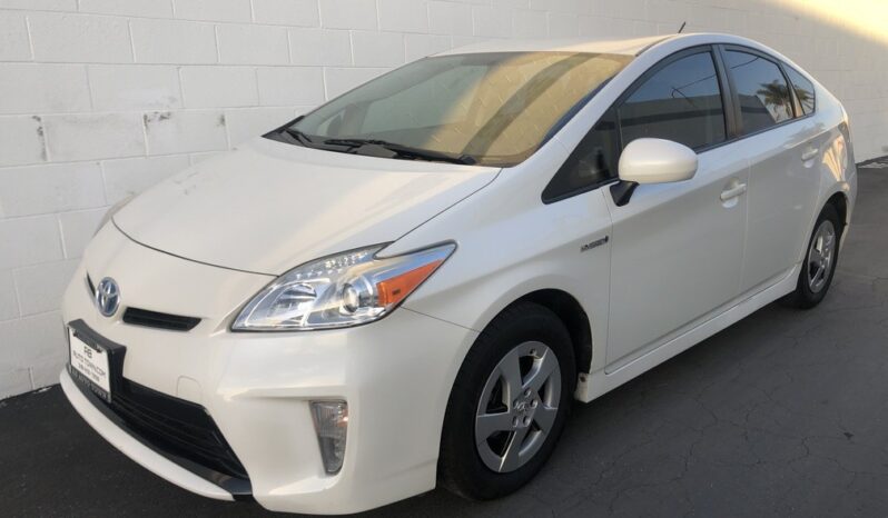 2015 Toyota Prius Two full