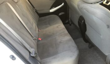 2015 Toyota Prius Two full