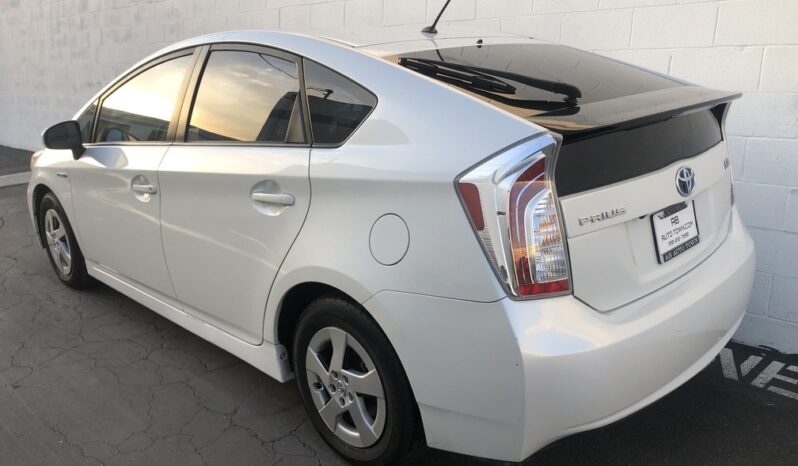 2015 Toyota Prius Two full