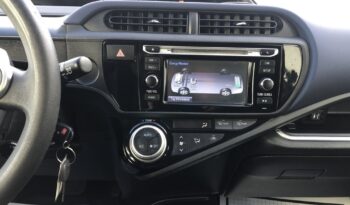 2016 Toyota Prius C Two full