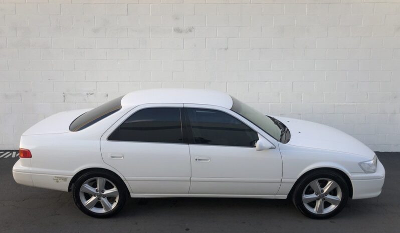 2001 Toyota Camry Natural Gas LE full