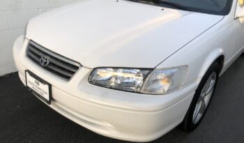 2001 Toyota Camry Natural Gas LE full