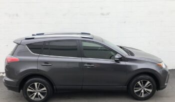 2017 Toyota RAV4 XLE full