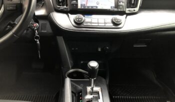 2017 Toyota RAV4 XLE full